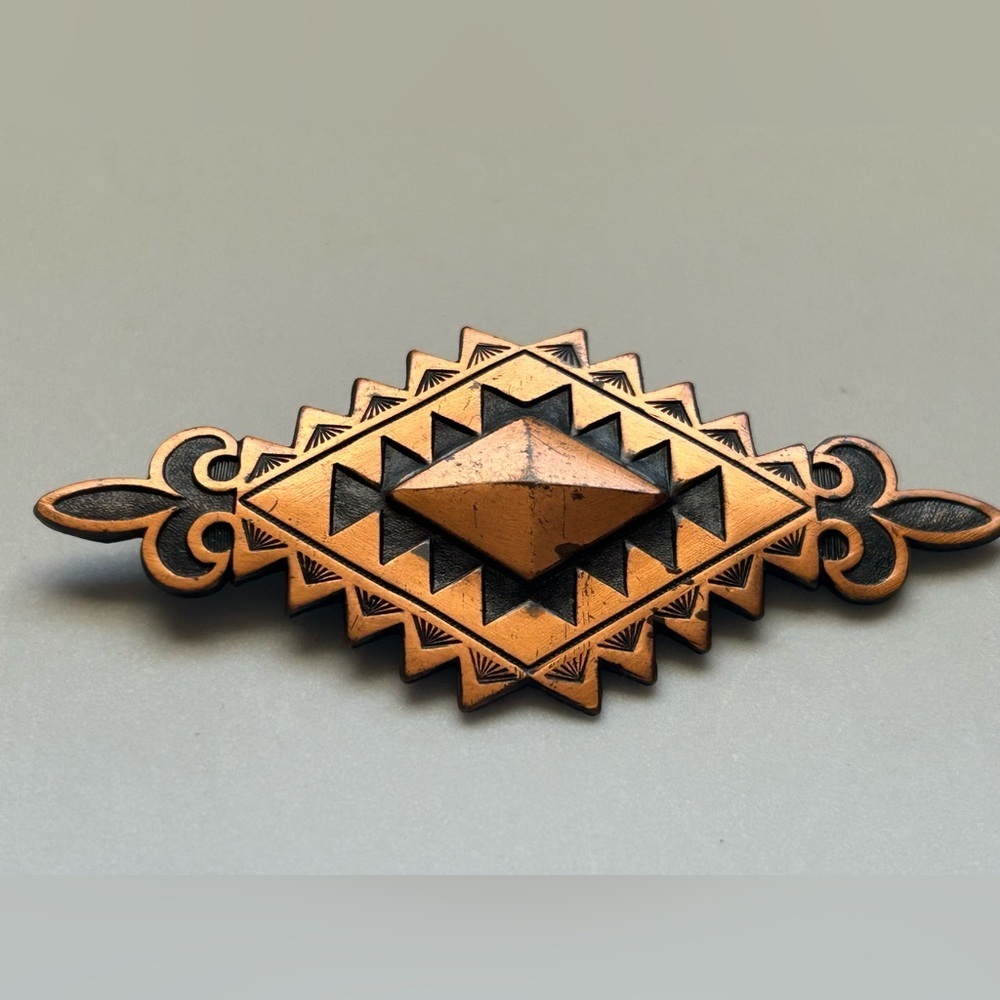 Vintage Geometric Copper Brooch Pin Diamond And Fluer De Lis - Picture 5 of 7